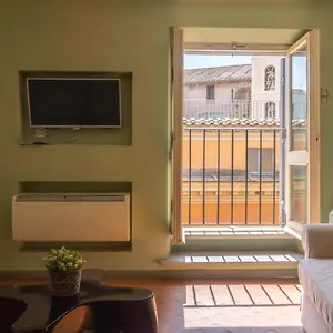  Apartamento Piazza Venezia Charming & Bright